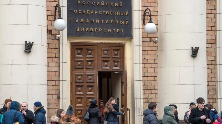"Indignation and Resentment." Why a Scandal Has Erupted Around Ilyin's School at RSUH